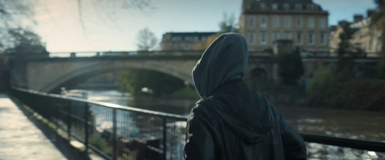 The Wasp (2024) AMZN WEBRip English 720p x264 AVC AAC 2.0 ESub.mkv.0001